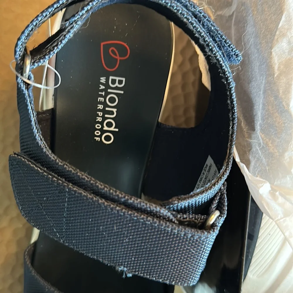 Blonde Navy Platform Sandal - Picture 2 of 4